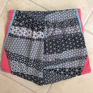 ♦️NWT Nike 10K Running Shorts , Dri Fit , Girls